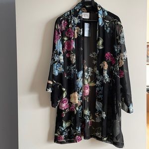 Helena Quinn sheer Dark Floral Robe
